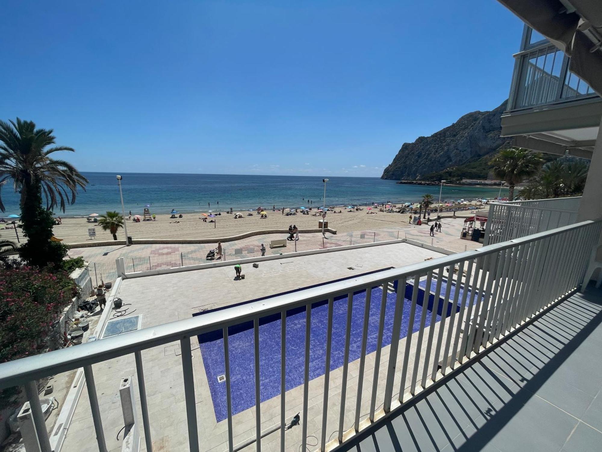 Medi Playa Primera Linea Con Piscina Calpe Exterior photo