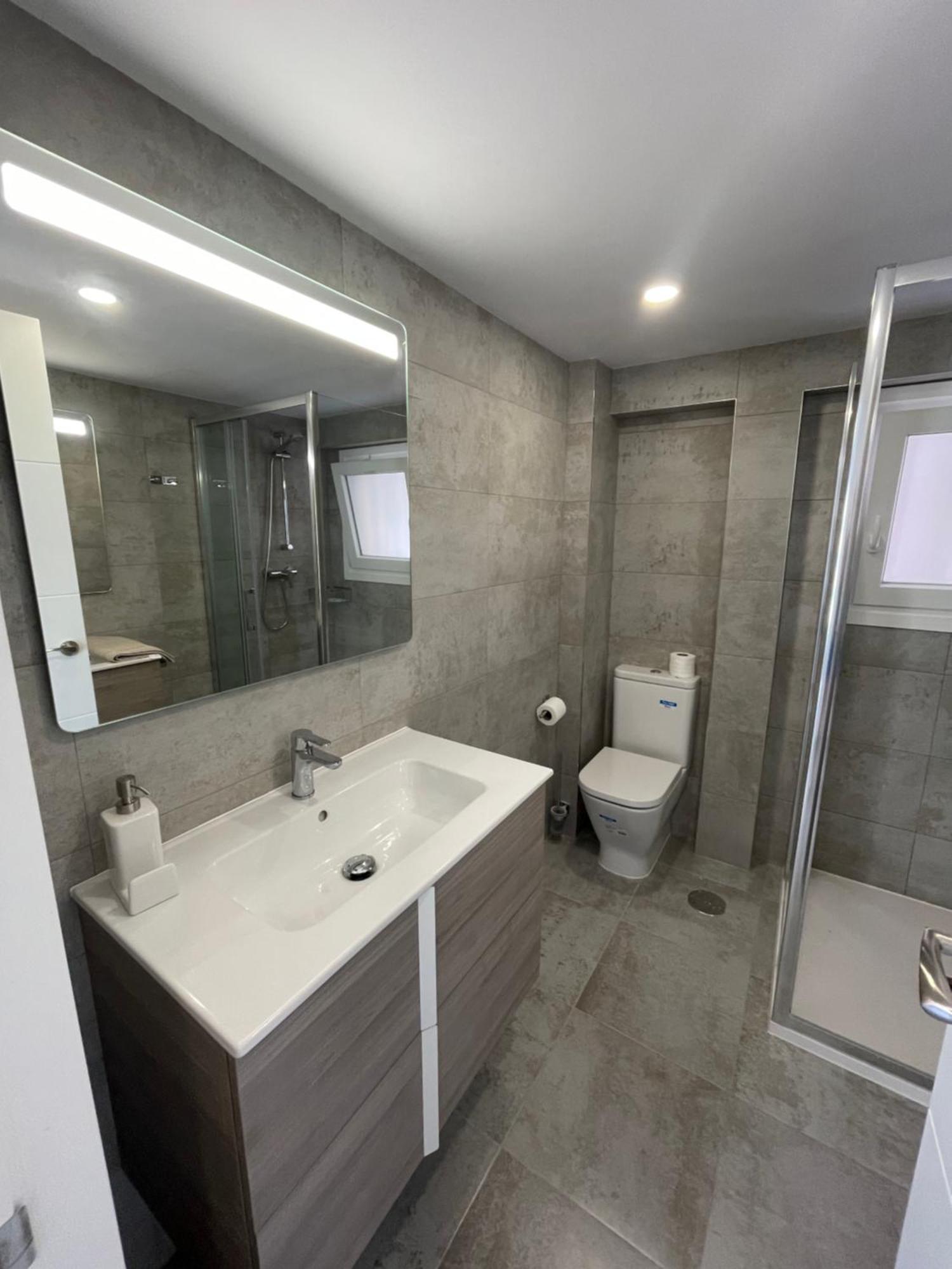 Medi Playa Primera Linea Con Piscina Calpe Room photo