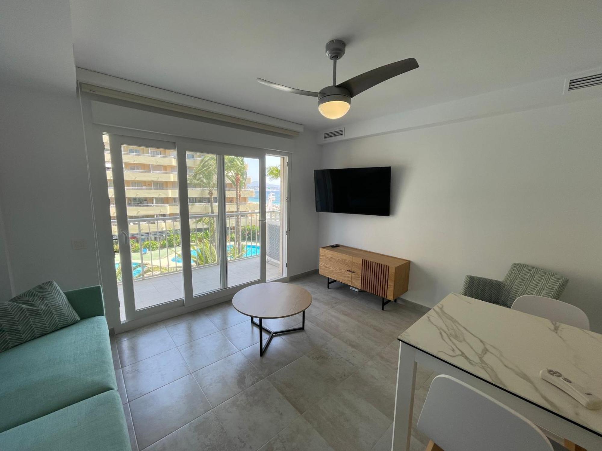Medi Playa Primera Linea Con Piscina Calpe Room photo